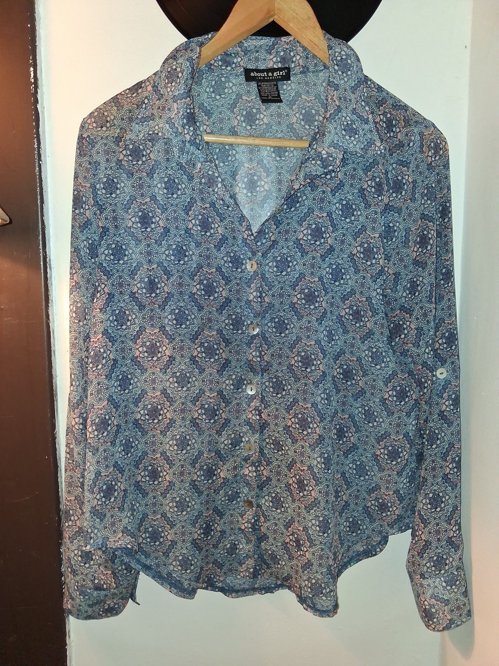 About A Girl Blue Patterned Casual Button-Down Shirt